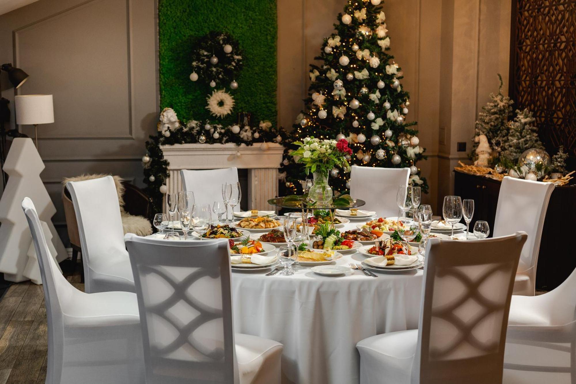 Summit Villa Chişinău Eksteriør billede